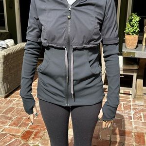 Lululemon jacket. Size women’s 8. Workout jacket.